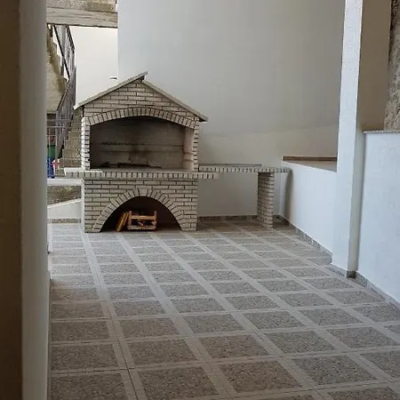 Apartment Pavic Baska Voda