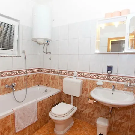 Apartamento Pavic