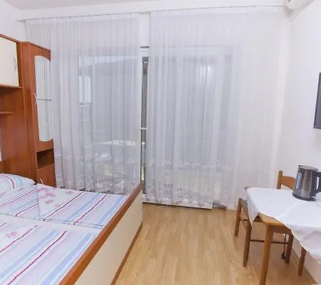 Apartment Pavic *