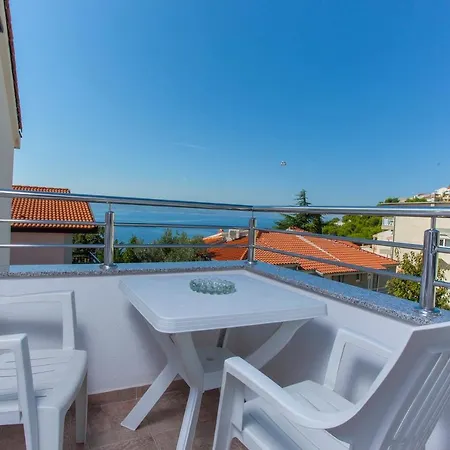 Apartment Pavic *