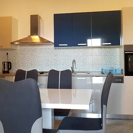Apartment Pavic Baska Voda